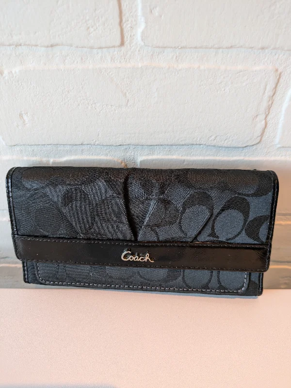 Wallet Designer By Coach, Size: Large