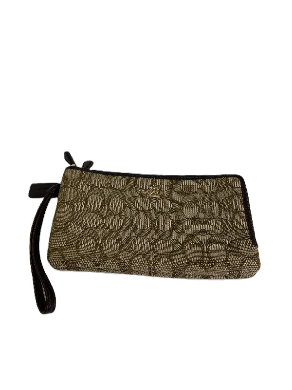 Wristlet Designer By Coach, Size: Medium