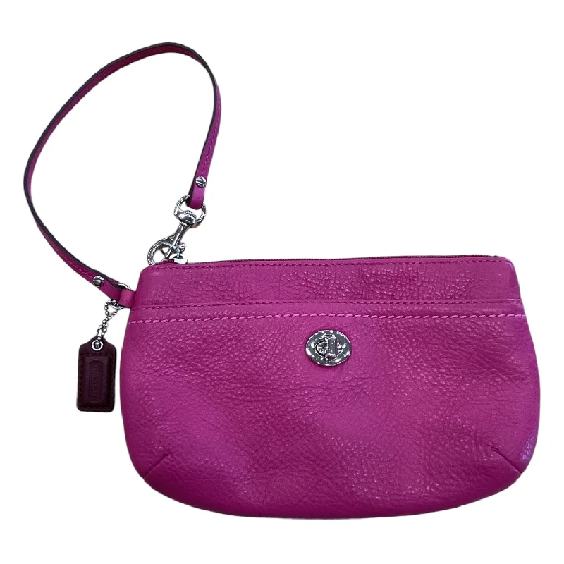 Wristlet Designer By Coach, Size: Medium