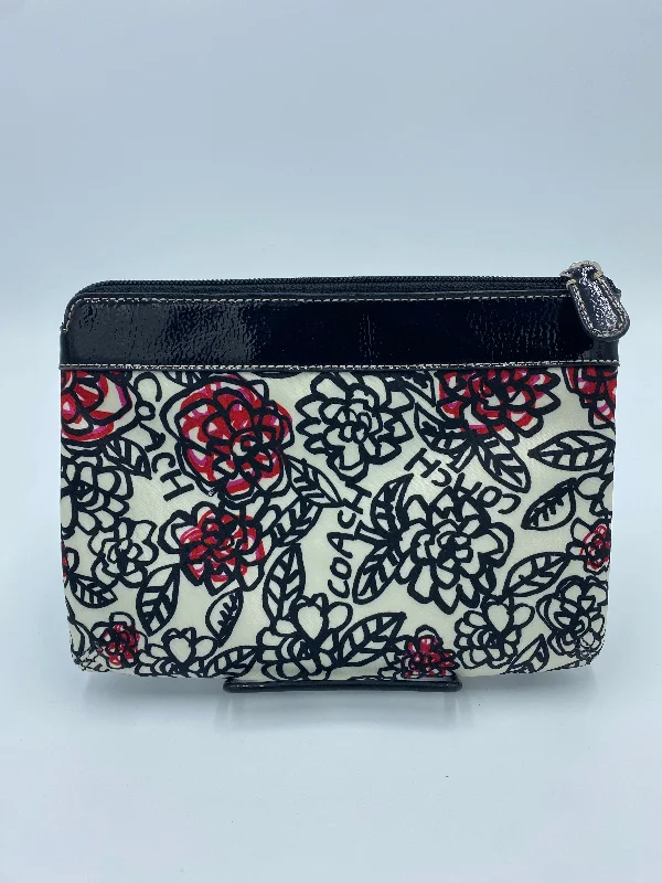 Makeup Bag Designer By Coach  Size: Medium