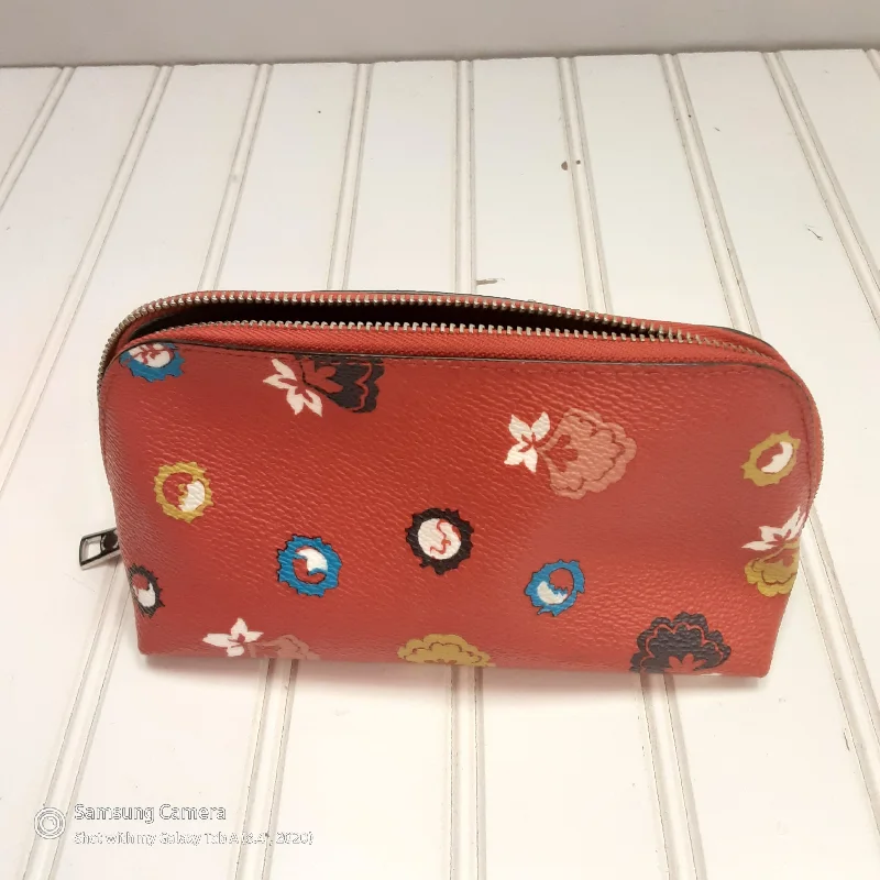 Makeup Bag Designer By Coach  Size: Small