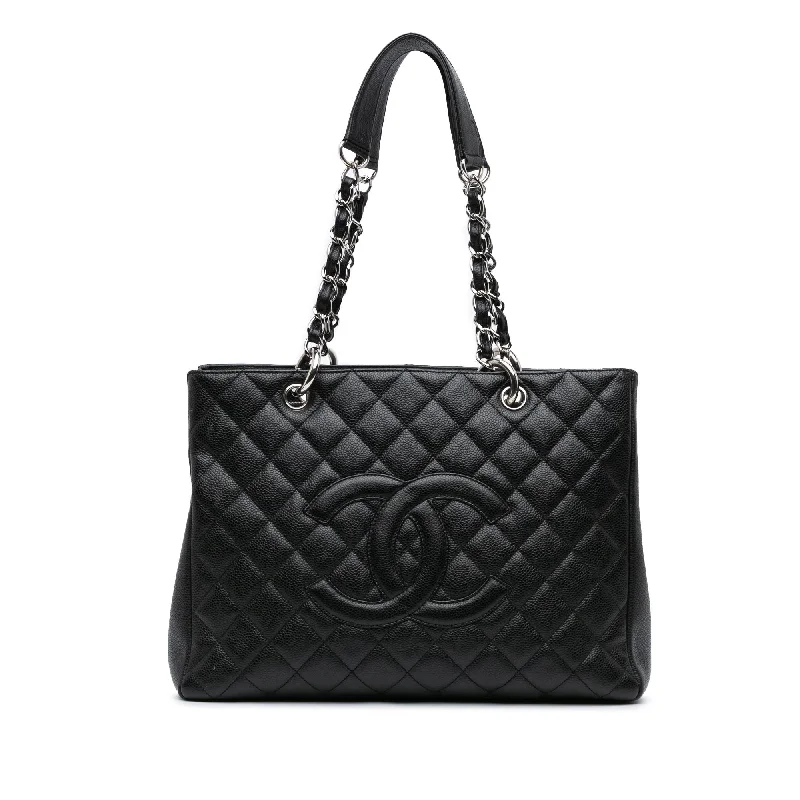 Chanel Caviar Grand Shopping Tote (SHG-sAOTMf)