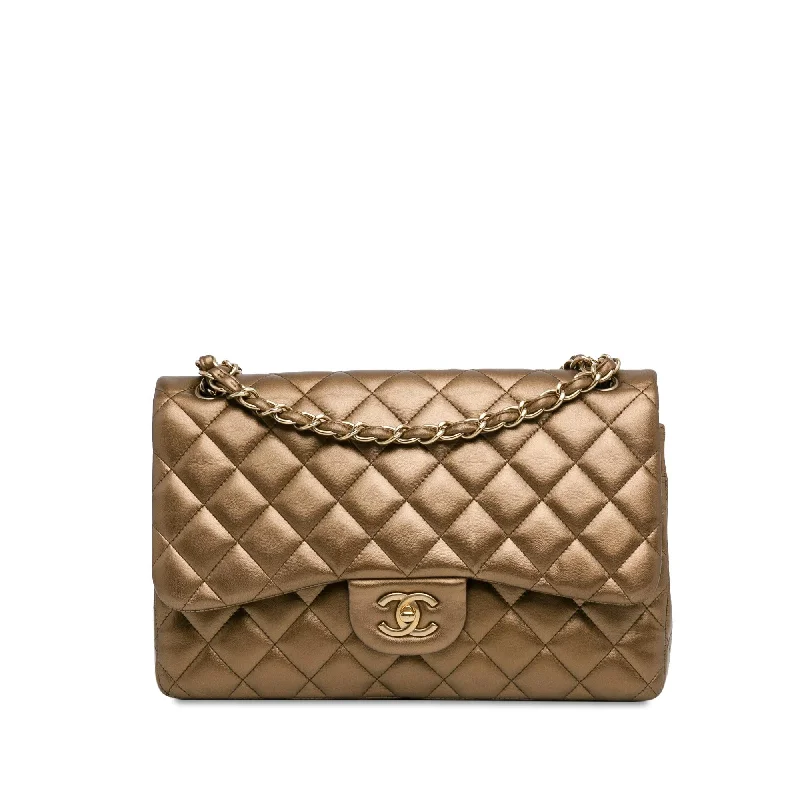 Chanel Jumbo Classic Lambskin Double Flap (SHG-hZQv8E)