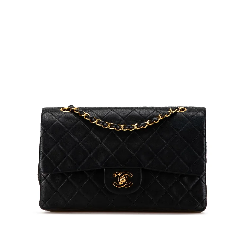 Chanel Medium Classic Lambskin Double Flap (SHG-D4KtDp)