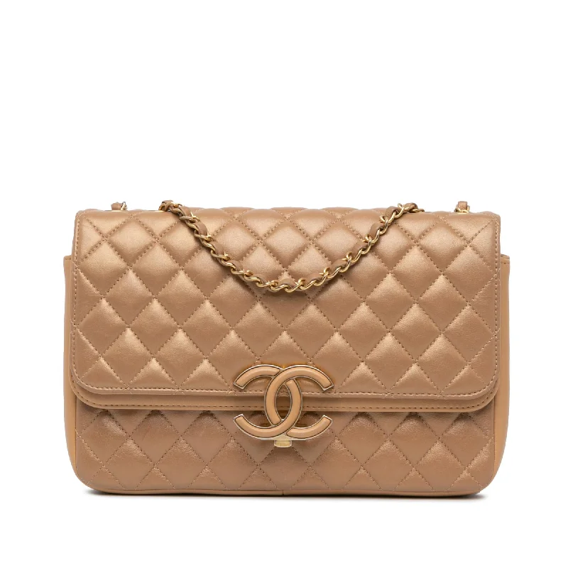 Chanel Medium Quilted Metallic Lambskin CC Chic Double Flap (SHG-1z5jq8)