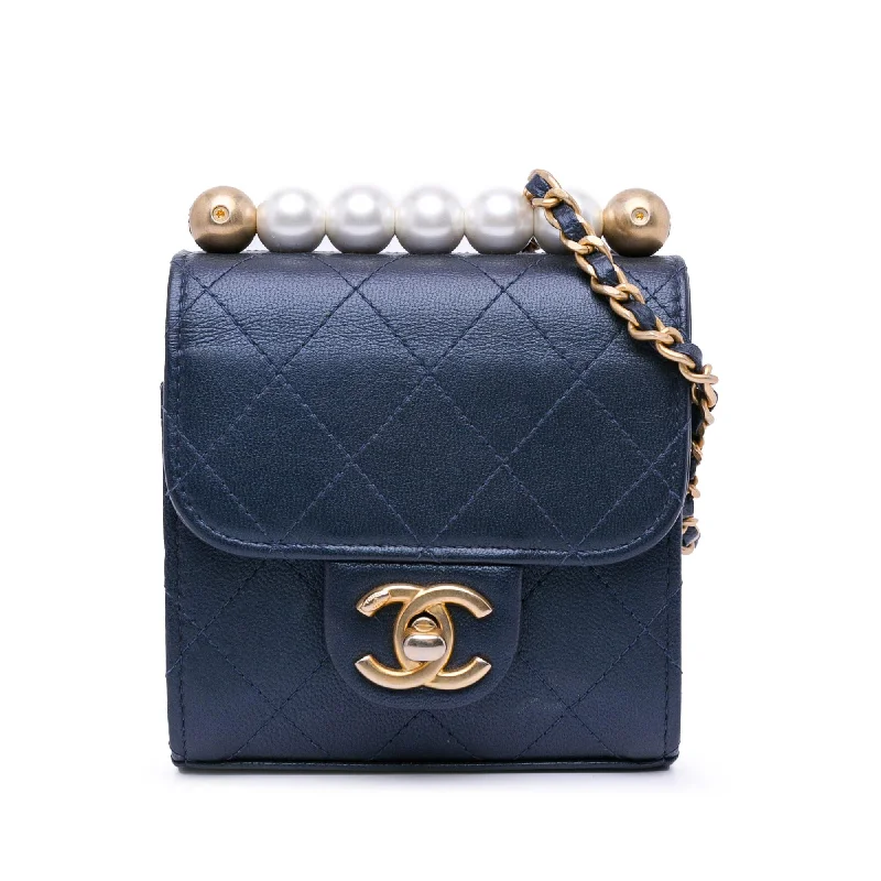 Chanel Mini Chic Pearls Crossbody (SHG-rcMm8Z)