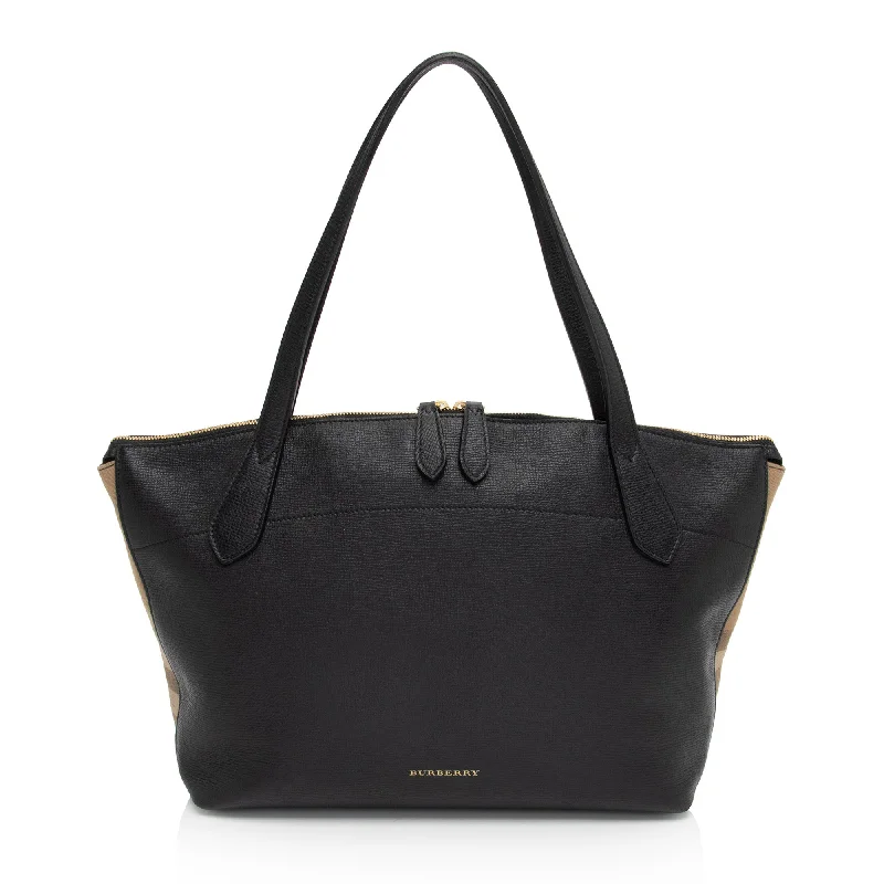 Burberry Leather House Check Derby Welburn Small Tote (SHF-qJKDyZ)