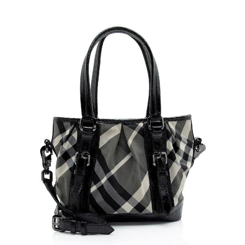 Burberry Nylon Beat Check Lowry Small Tote (SHF-cdEHqY)