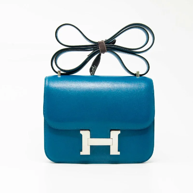 Hermes Bleu Izmir Tadelakt Constance 18